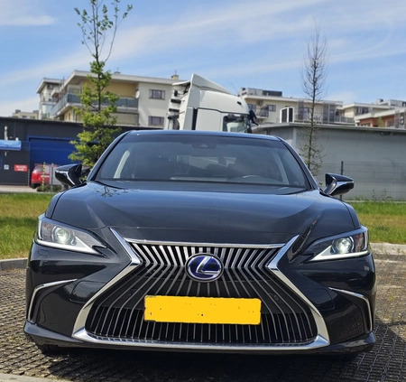 Lexus ES cena 150675 przebieg: 55000, rok produkcji 2020 z Warszawa małe 254